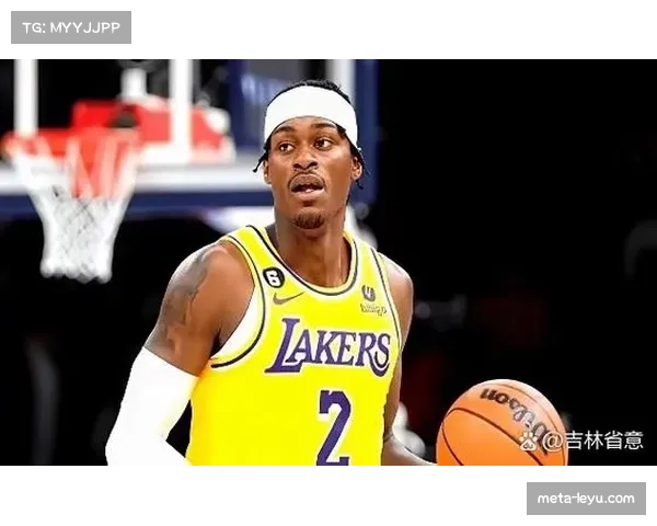 湖人范德比尔特海斯锁定替补轮换，内线防守轮换选择明确